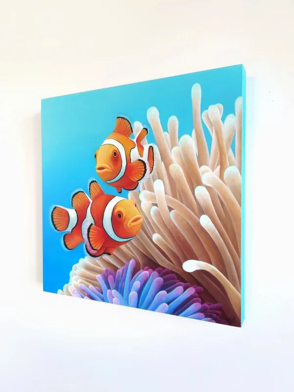 Tableau poissons clowns et anémones - peinture océan tropical "Symbiose de l’océan" – vue 4