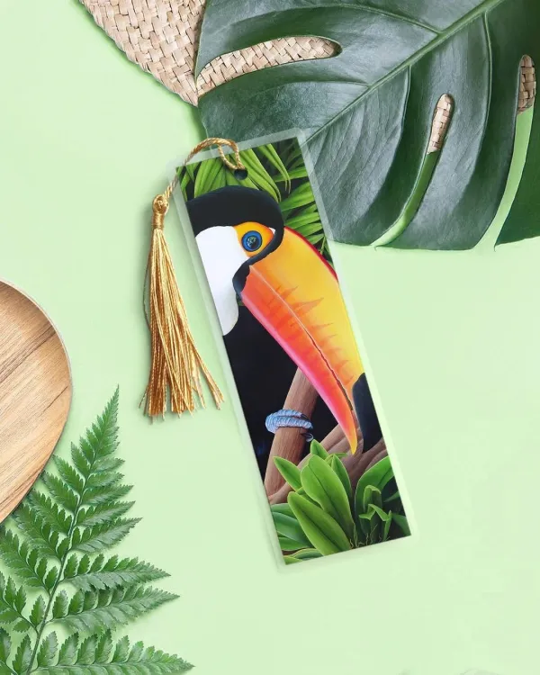 Marque-page toucan dans la jungle tropicale